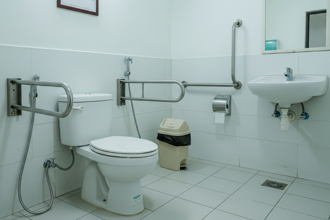kamar mandi rs